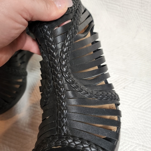 Torrid 12.5W Black Strappy Braided Wedge Shoes - Picture 14 of 15